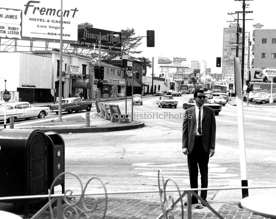 West Hollywood 1966 Sunset Blvd. at Holloway Dr. wm.jpg